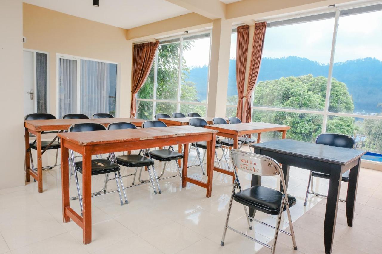 Oyo 803 Toetie Hotel Batu  Bagian luar foto